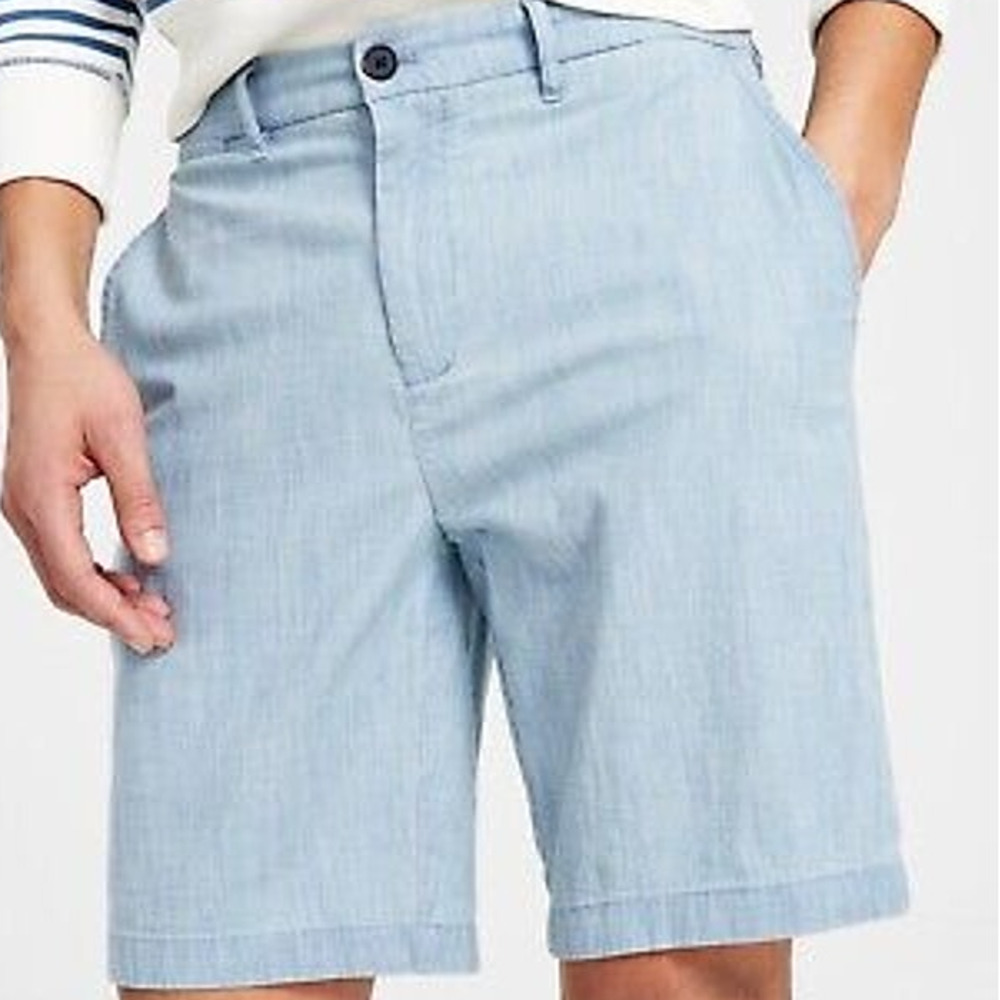 Tommy Hilfiger Men's Th Flex Stretch 9" Shorts Light Wash Chambray Size 40 $70